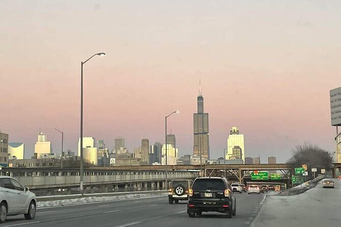 Curbside Sedan Transportation from O'Hare or Midway Airport to Downtown Chicago - Who This Service Is Best For