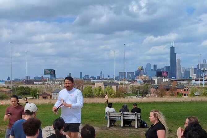 Custom Chicago Walking Tours - What Makes This Tour Stand Out?