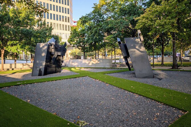 Dallas Scavenger Hunt Walking Tour and Game - The Sights and Stops