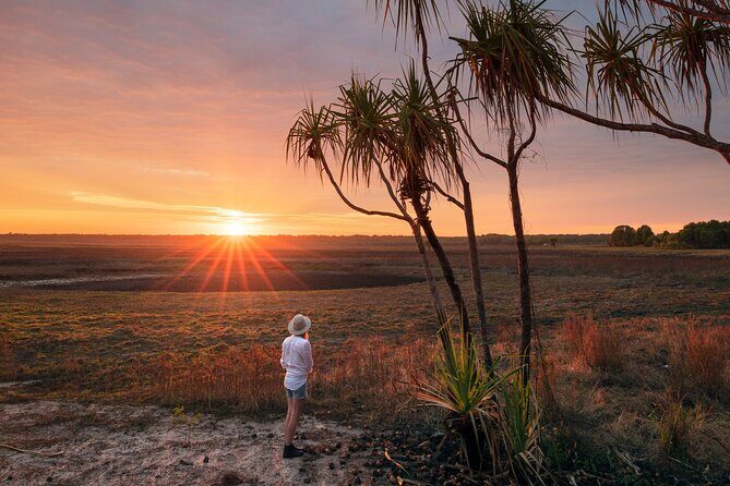 Darwin: Jumping Crocodiles & Barramundi Fishing tour - Whats Included and Whats Not