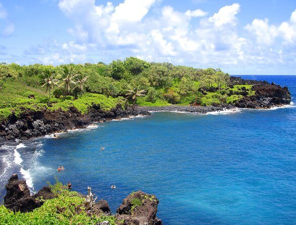 Day Trip from Oahu to Maui: Road to Hana Adventure - Transportation and Comfort