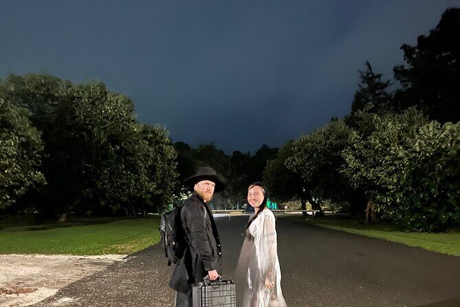 Dead Of Night Ghost Tour in Williamsburg / PARANORMAL EQUIPMENT - Diving into the Details: Itinerary and Key Stops