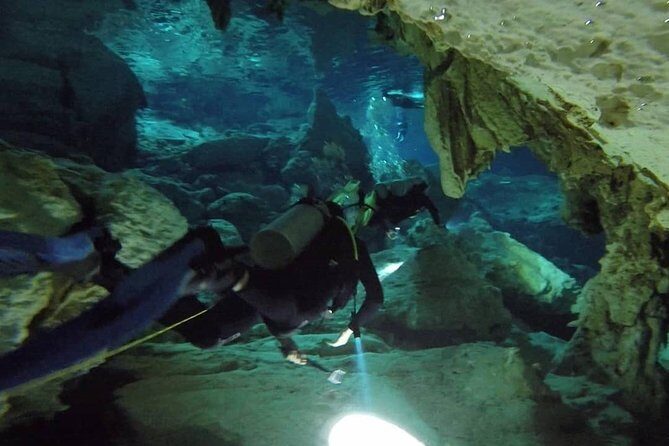 Dos Ojos Cenote Cavern Dive- The Barbie Line and The Bat Cave - An In-Depth Look at the Dos Ojos Cenote Experience