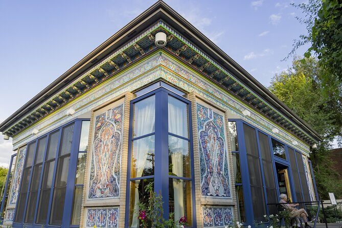 Downtown Boulder Smartphone Guided Audio GPS Walking Tour - The Experience: Pros and Cons