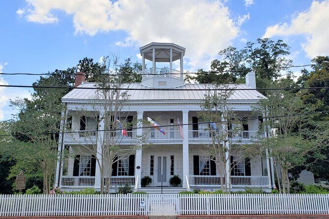Downtown Lafayette Cajun History & Folklore Walking Tour - Starting Point: The Cathedral of St. John the Evangelist