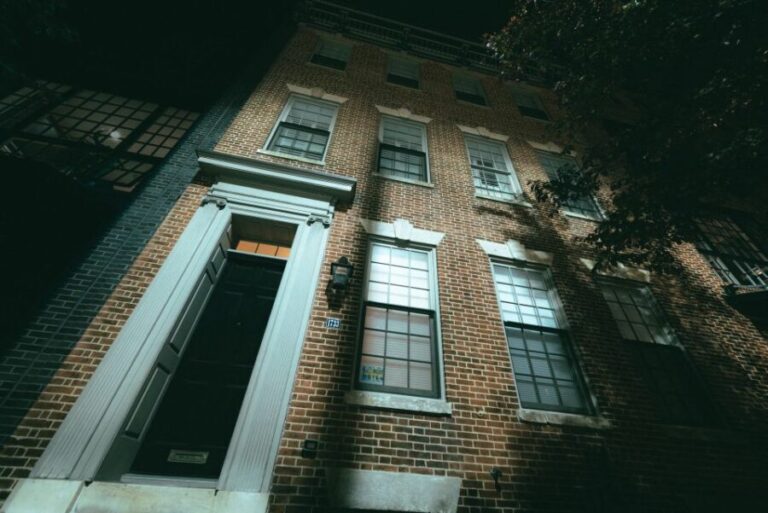 Dreaded Dead Descent of the District: DC Ghost Tour - Who Should Consider This Tour?