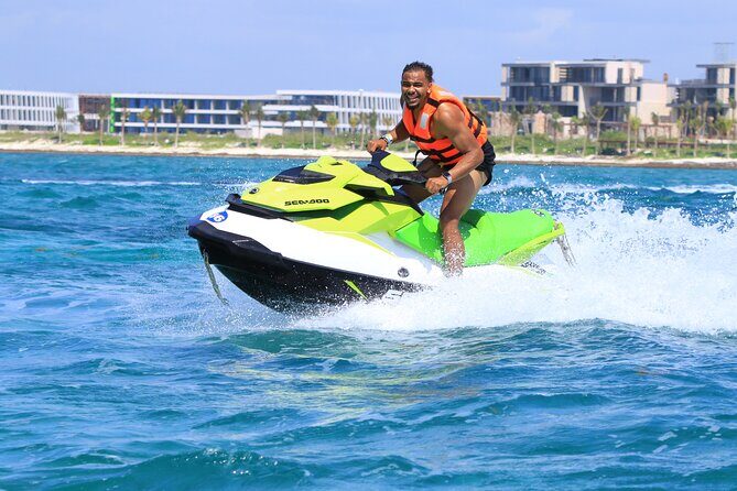 Drive a Waverunner in the beautiful Maroma Beach with transport - Who Is This Tour Best For?