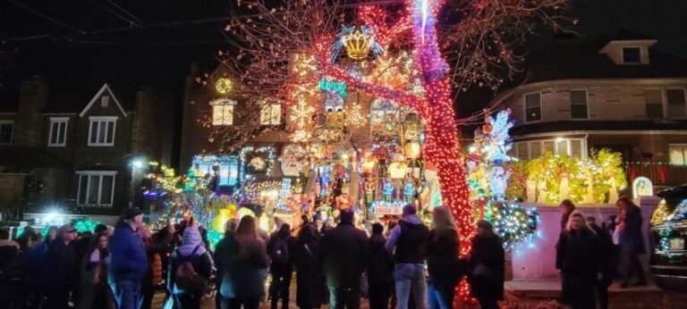 Dyker Heights Holiday Lights - Is It Worth the Price?