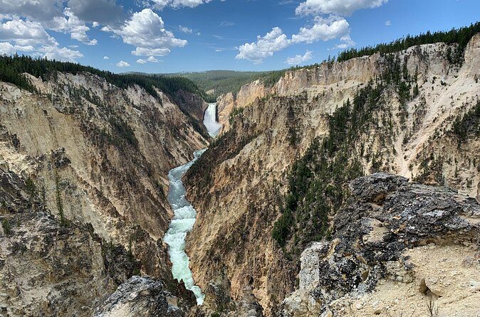 Elemental Yellowstone Grand Canyon, Waterfalls and Hidden Wonders - Exploring the Itinerary in Detail