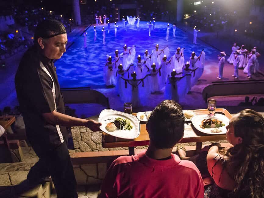 Entrance to Xcaret Park with access to the night show included. - How does the experience work?