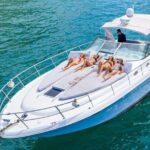 Espiritu Santo and Sealion Swimming aboard a luxury yacht - Practical Details and What to Expect