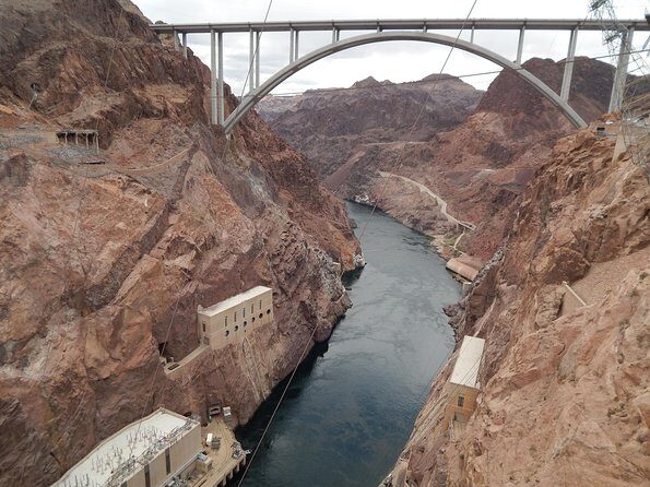 Exclusive: Private Tour of Las Vegas and the Hoover Dam - FAQ