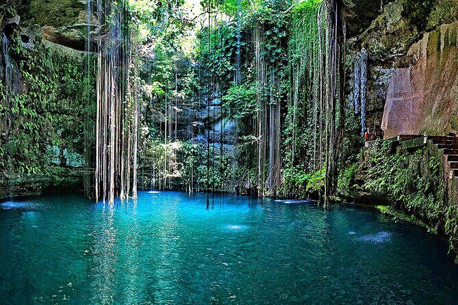 Expert Guided: Chichen Itza Tour with Early Access - How the Day Unfolds