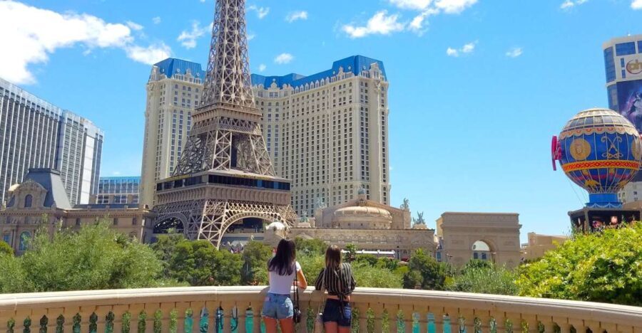 Explore Must-See Spots: Las Vegas Strip Walking Tour - Why This Tour Stands Out