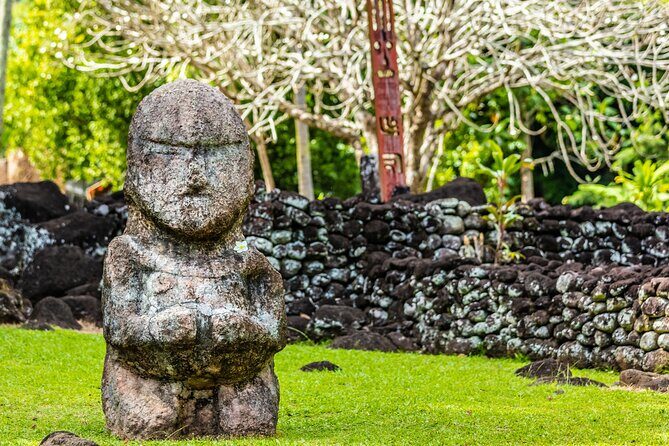 Explore Tahiti Nui, its landscapes and iconic sites. - What’s Included and What to Bring