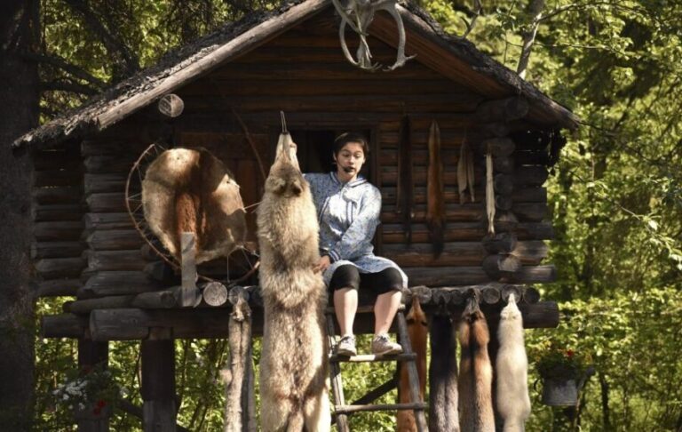 Fairbanks: Riverboat Cruise and Local Village Tour - The Scenic River Cruise