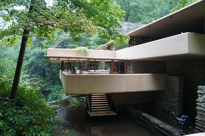 FALLINGWATER - America's UNESCO World Heritage Masterpiece! - The Value of This Tour