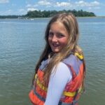 Family Intro to Stand Up Paddleboarding - The Value of the Experience