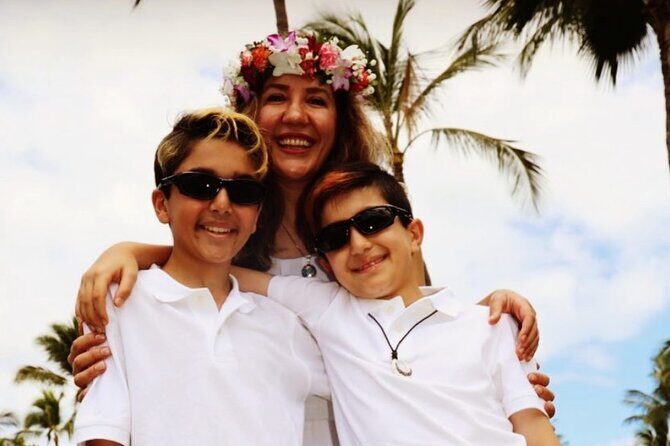 Family Portraits and Drone Photography in Maui - FAQ