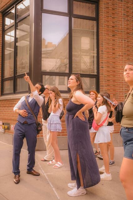 Fan Tribute: Taylor Swift in New York Walking Tour - What Can You Expect During the Tour?