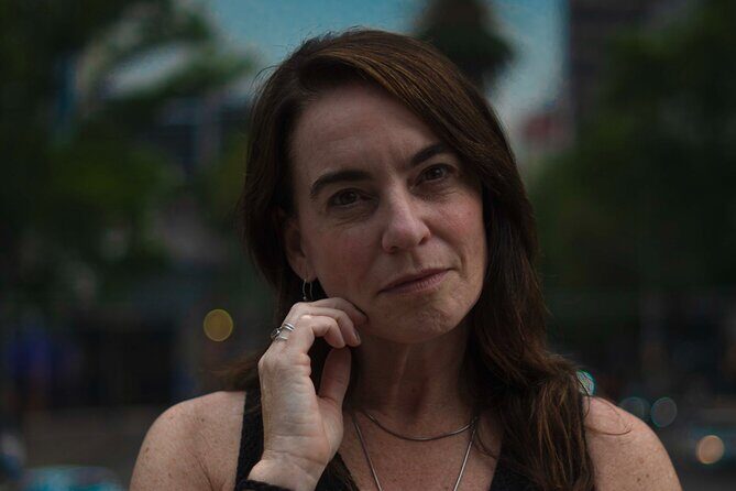 Fast Stunning Mexico City Photoshoot Cinematic and Urban Style - The Experience in Context