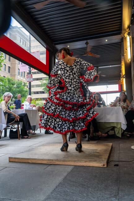 Flamenco Show with Dinner and Sangria - Who Will Love This?