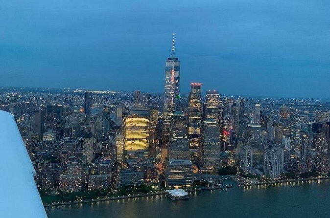 Flight Over New York City Hudson River - Who Should Consider This Experience?