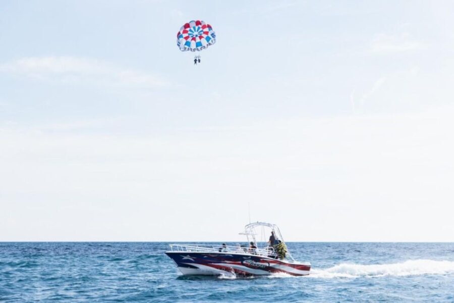 Fort Lauderdale: 90-Minute Parasailing Adventure - Who Would Love This?