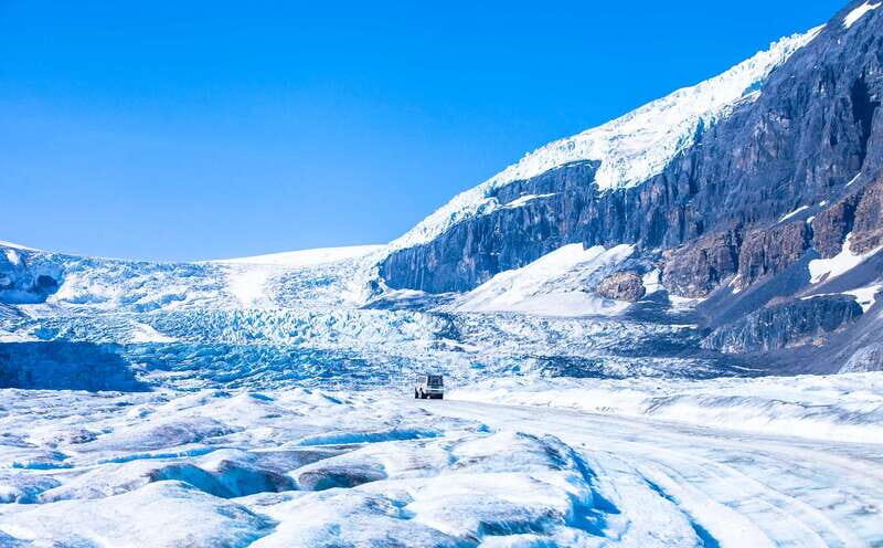 From Banff: Columbia Icefield Tour with Glacier Skywalk - Lunch at the Columbia Icefield Discovery Centre