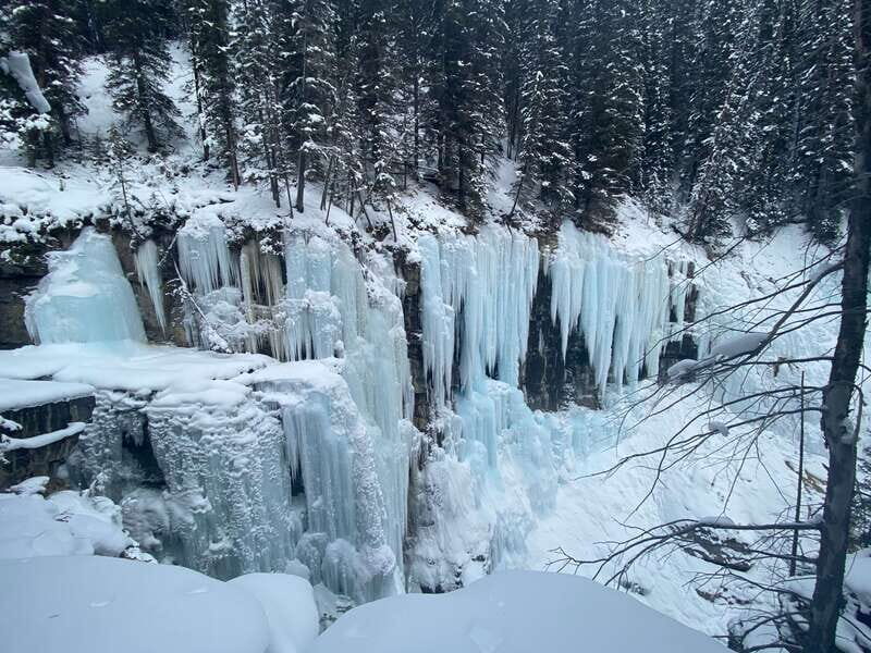 From Banff: Johnston Canyon Guided Icewalk - Why This Tour Stands Out