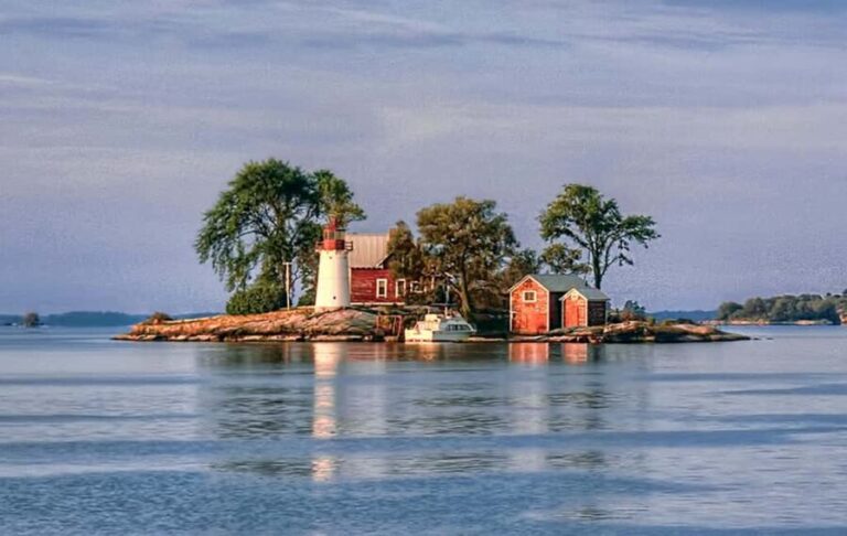 From Brockville: 1000 Islands 2.5-Hour Singer Castle Cruise - Practical Details and Tips