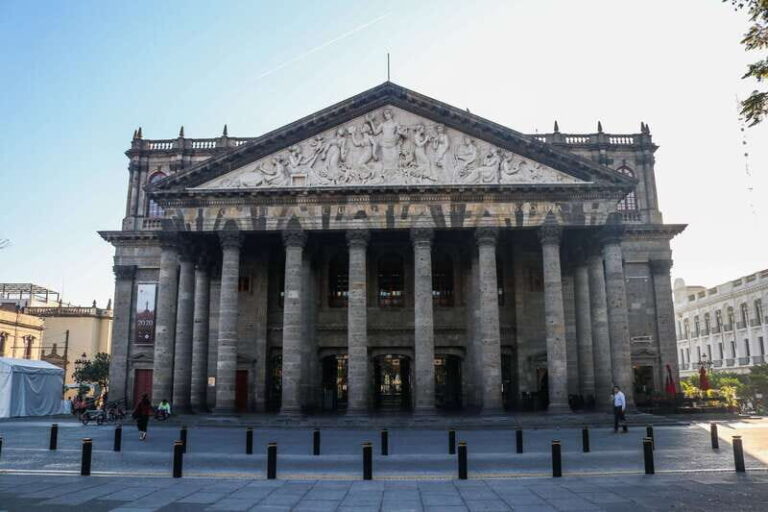 From Guadalajara: Downtown and Tlaquepaque Sightseeing Tour - What to Expect: A Deep Dive Into the Day