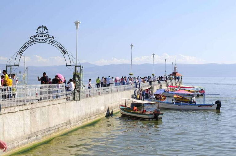 From Guadalajara: Enchanting Lake Chapala & Ajijic Day Trip - The Details That Matter