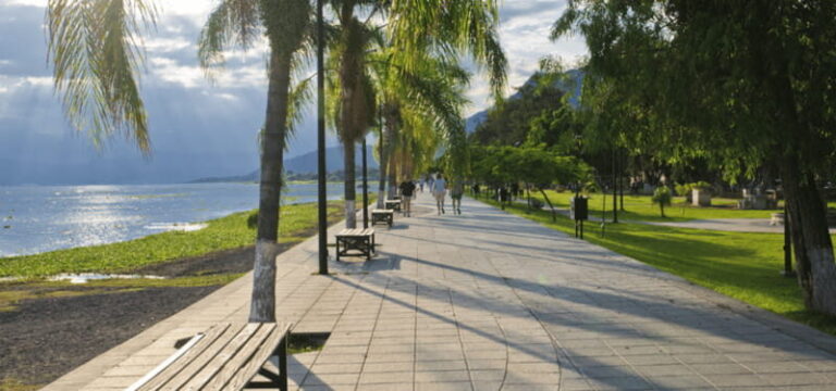 From Guadalajara to Chapala and Ajijic: Motorcycle Tour - Why You Should Consider This Tour