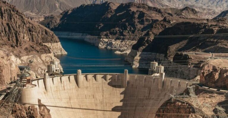 From Las Vegas: Hoover Dam Highlights Tour - The Experience of Walking and Viewing