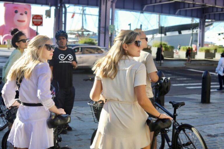 From Manhattan: 2-Hour Brooklyn Bridge Bike Tour - Exploring Neighborhoods and Landmarks