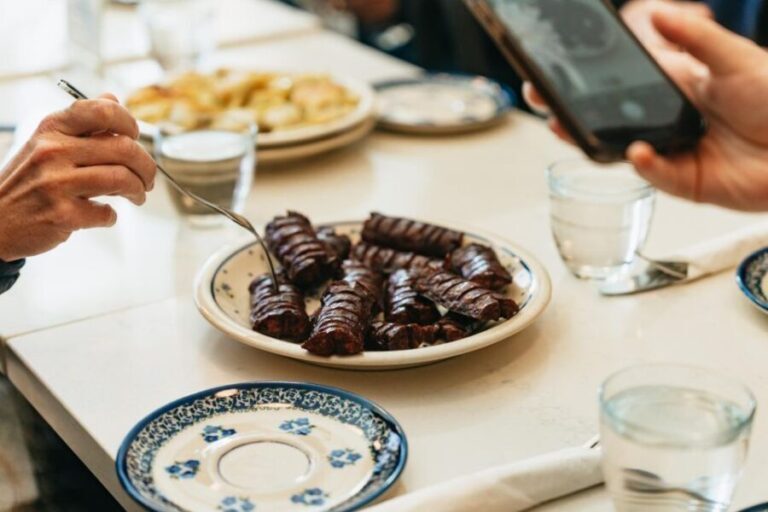 From Manhattan: Half-Day Brooklyn Food and Culture Bus Tour - Exploring Brooklyn’s Neighborhoods