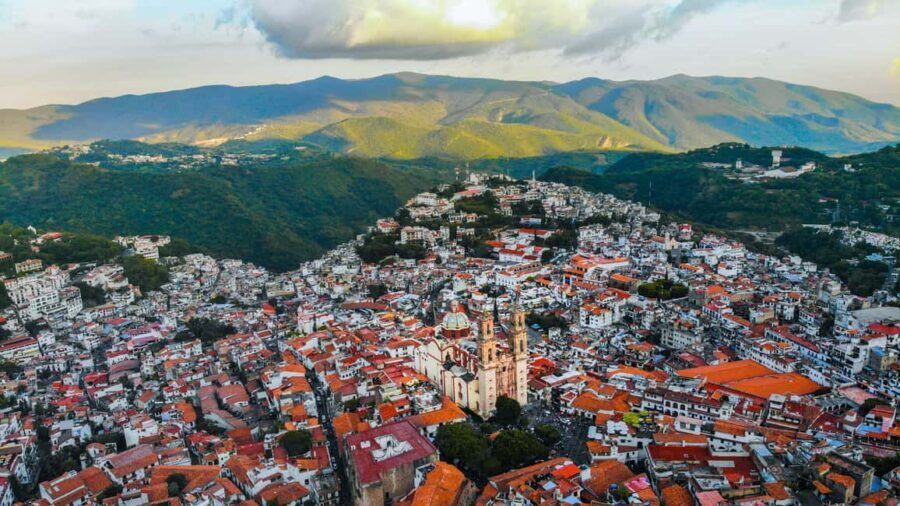 From Mexico City: Tour of Taxco, Cuernavaca, and Pre-Hispanic Mine - The Long Drive to Taxco