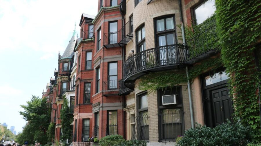 From NYC: Boston, Cambridge & Freedom Trail Day Tour - Transportation & Group Dynamics