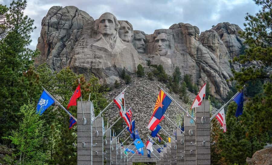 From Rapid City: Mt. Rushmore and Crazy Horse Tour - What We Like About This Tour