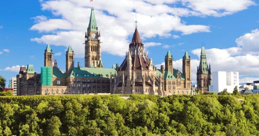 From Toronto: Montreal and Quebec 3-Day Tour - The Experience: What It Feels Like