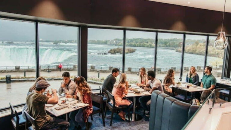 From Toronto: Niagara Falls Tour with Journey & Dinner - The Experience from the Guides