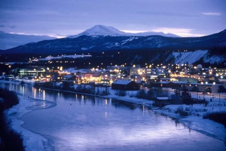 From Whitehorse:4-Day Aurora Viewing Tour with Accommodation - Who Is This Tour Best For?