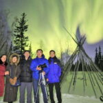 From Yellowknife: Northern Lights Bus Tour with Photos - The Experience on the Night