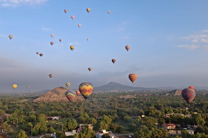 Full-Day Private Tour of Mexico City: Teotihuacan and Xochimilco - Who Should Consider This Tour?