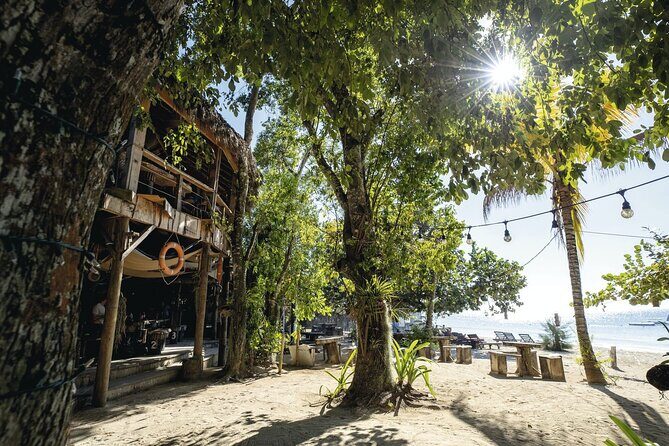 Full Day Seven Miles Beach and Rick's Café with Entrance Included - What’s included and what’s not?