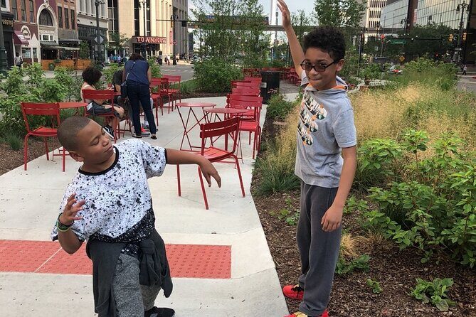 Fun City Scavenger Hunt in Boulder by Crazy Dash - Who Is It Best For?