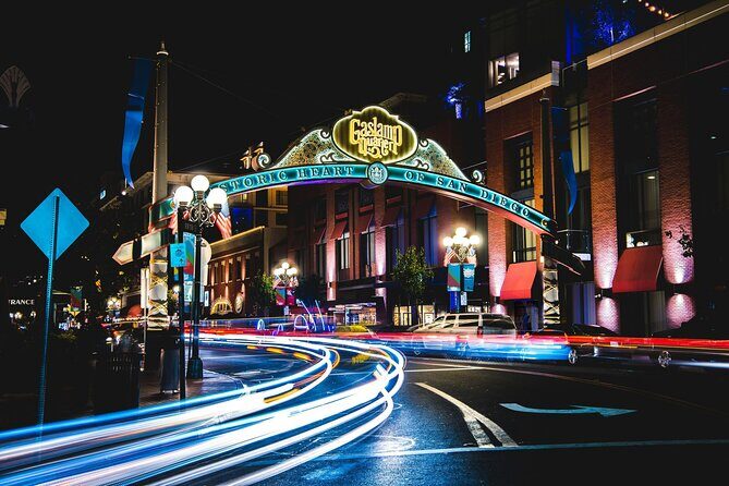 Gaslamp Bar Crawl - The Experience and Its Highlights