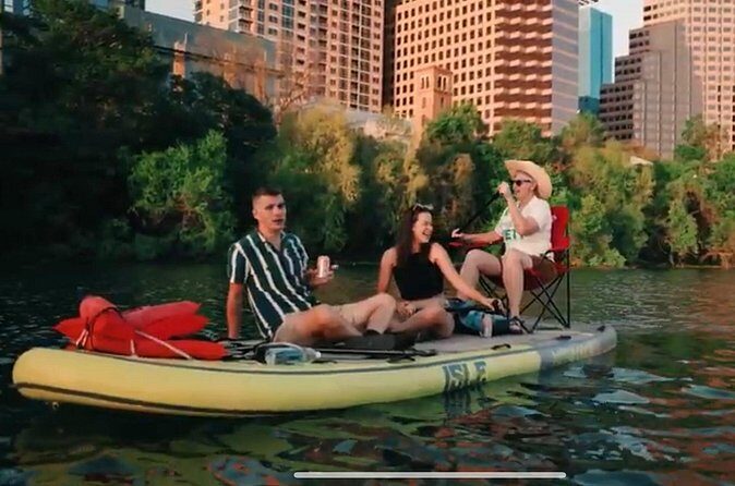 Giant Paddleboarding Austin's Springs and Party Island - The Value of the Tour