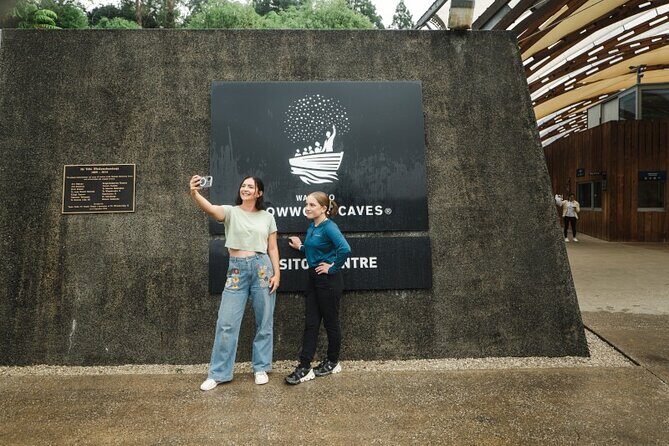 Glowworm Caves & Hamilton Gardens Day Tour from Auckland - Who Is This Tour Best For?